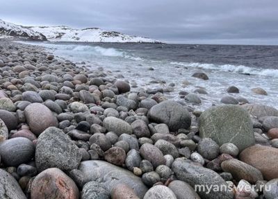 Есть ли пляж в Териберке?