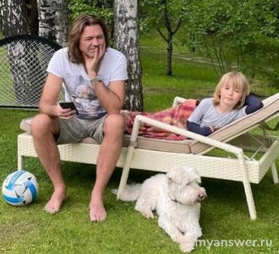 Кто отец и сын в рекламе Сбер Премьер "Мотивация сыну" (2025)?