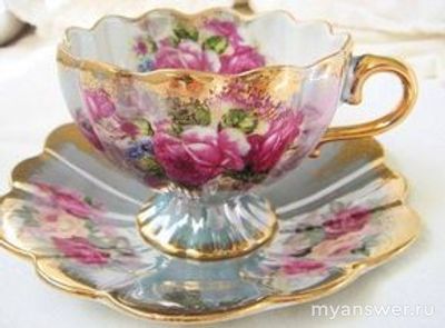 Что лучше дарить на Новый год 2025: деньги или подарок? Почему?