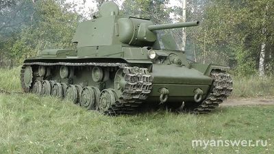 На каком фото изображен легендарный танк Т-34 (смотри варианты)?