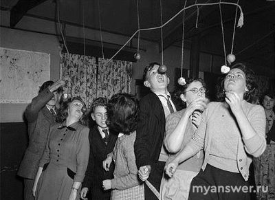 Английский язык: что значит bobbing for apples?