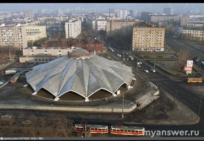 Что, помимо еды, продаётся на московских рынках?