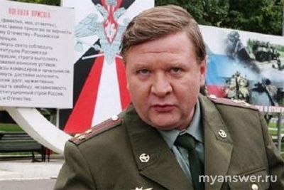 Какова причина смерти актера Романа Мадянова?