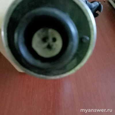 Как сделать постоянное соединение для блендера с поврежденным гнездом?