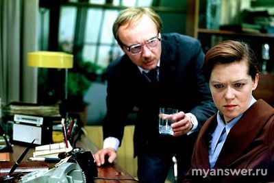 Служебный роман. А Вы бы на месте Калугиной простили Новосельцева (см)?