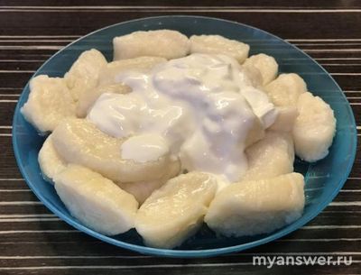 Как приготовить ленивые вареники с творогом за 15 минут, не запачкав руки?