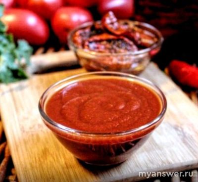 Как приготовить простейший соус или кетчуп из мягких помидоров?