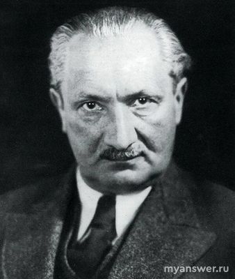 ВсОШ. Соотнесите изображение с именем и цитатой: Карл Шмитт... (см.)?