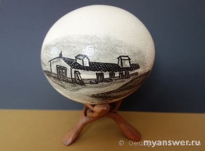 Как правильно: «страусовые яйца» или «страусиные яйца»? И почему?