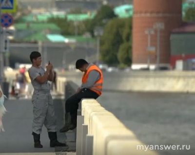 Почему девушка не захотела, чтобы я работал дворником и жил в Москве с ней?