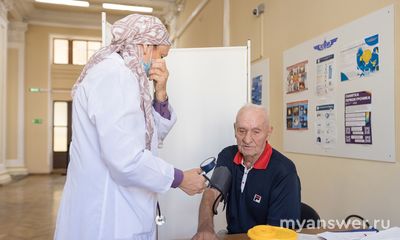 Как спасти человека при инфаркте или инсульте?