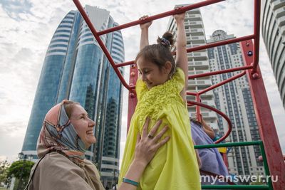 Как правильно хвалить ребенка?