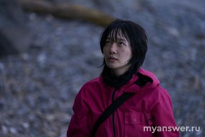 Сериал Игра в кальмара, солдат снайпер 011 это сестра Се Бёк из 1 сезона?