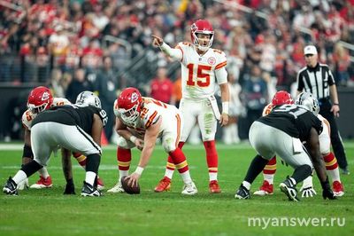 Бейсбол очень скучная игра: есть среди иностранцев поклонники амер футбола?