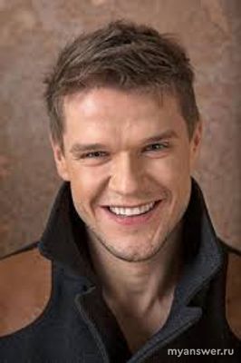 Какому Владимиру стали делать предложения после роли черепа, 5 букв?