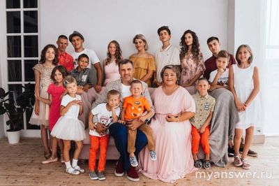 Почему мегамама Валентина Красникова развелась с мужем?